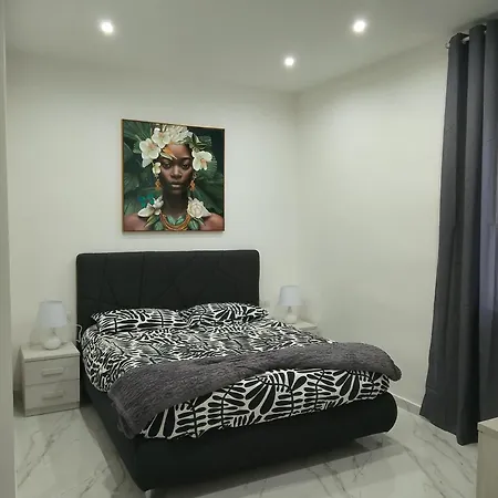 Διαμέρισμα Dodi's House *